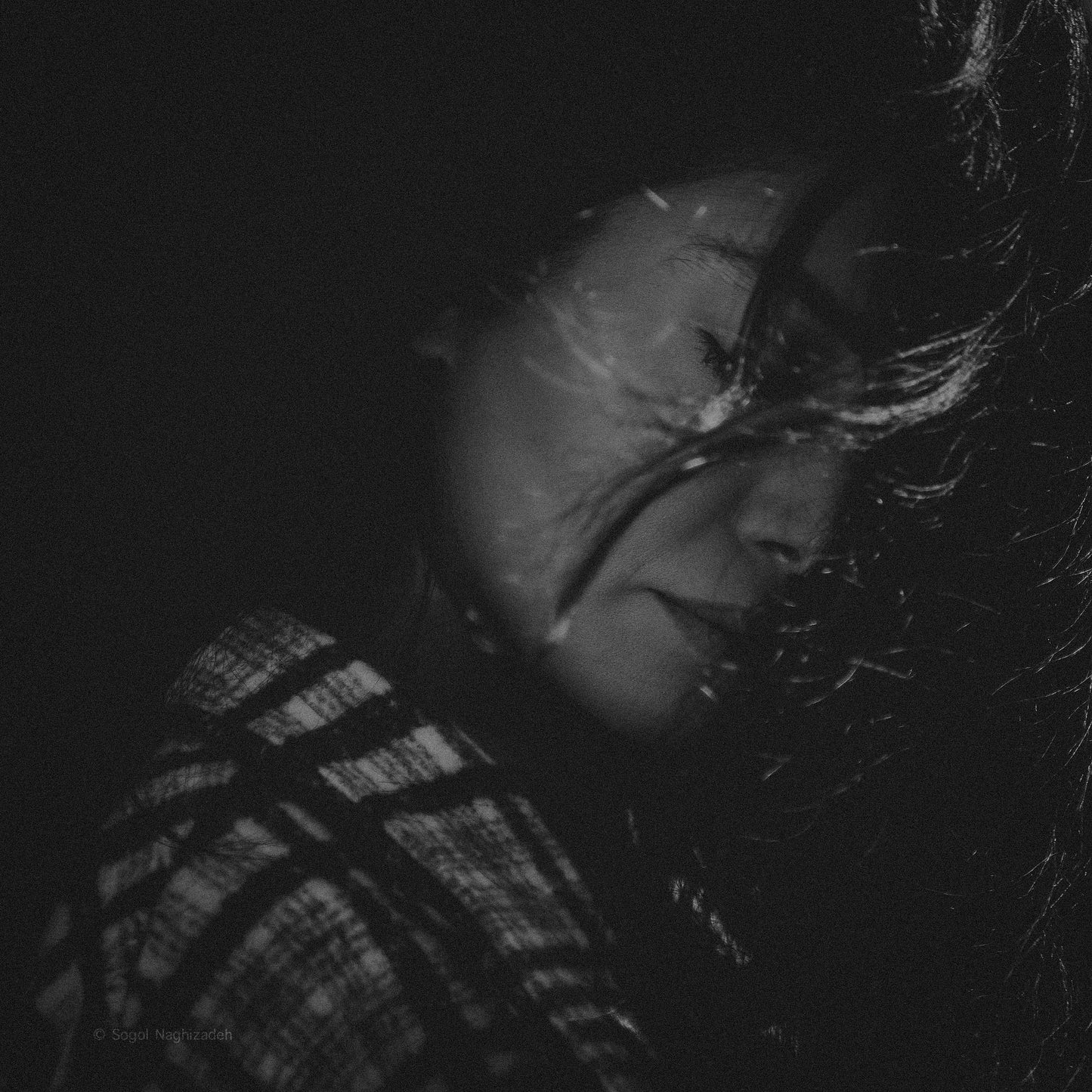 SEVGIL - BLACK AND WHITE
